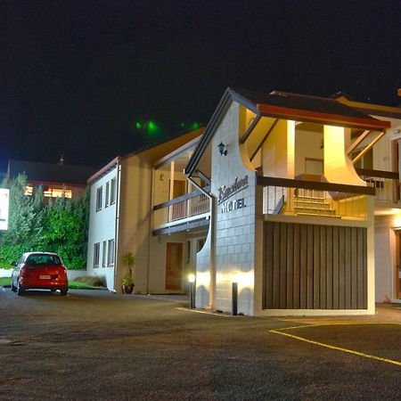 Barcelona Motel Tauposjön Exteriör bild