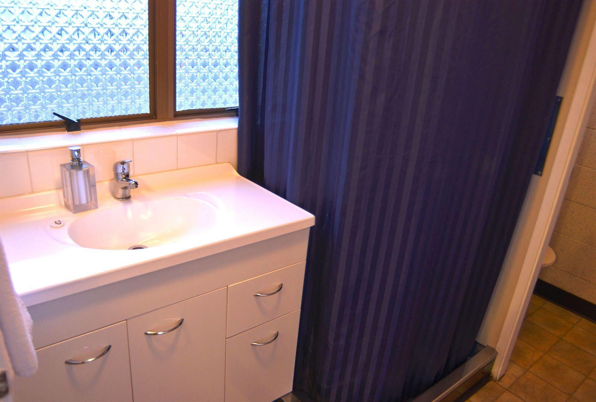 Barcelona Motel Tauposjön Exteriör bild